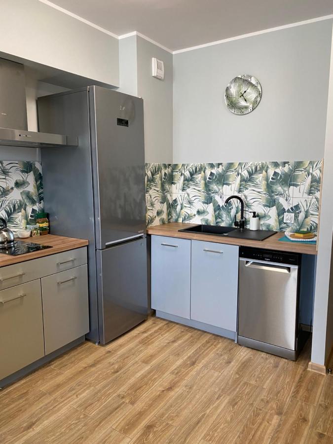 2 Tyskie Apartamenty Z Ogrodkiem ティヒ エクステリア 写真