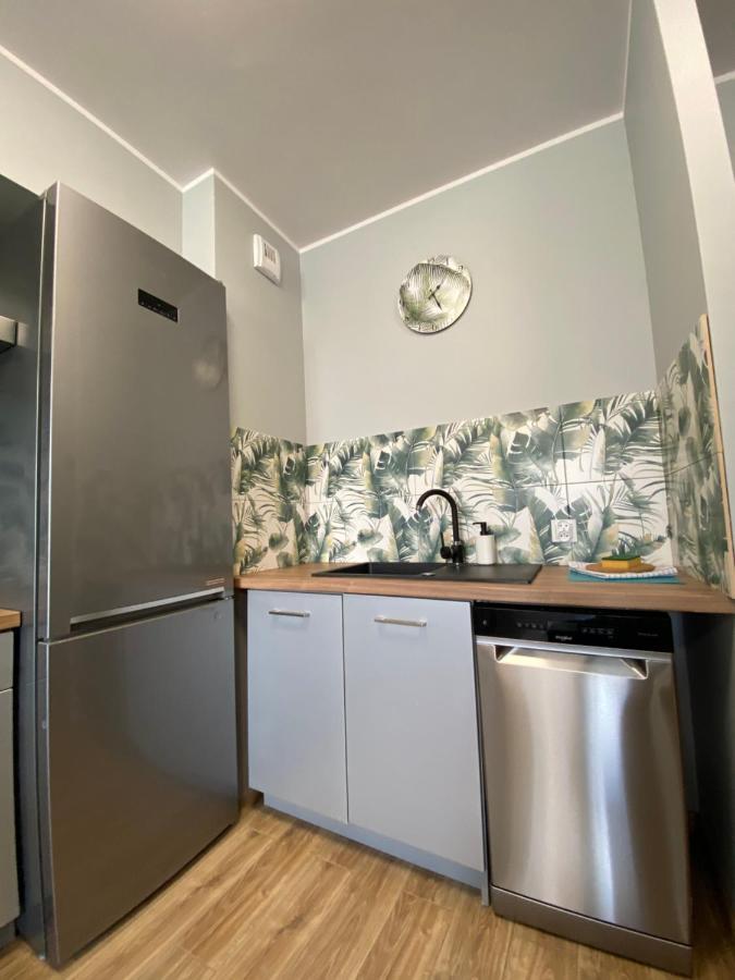 2 Tyskie Apartamenty Z Ogrodkiem ティヒ エクステリア 写真